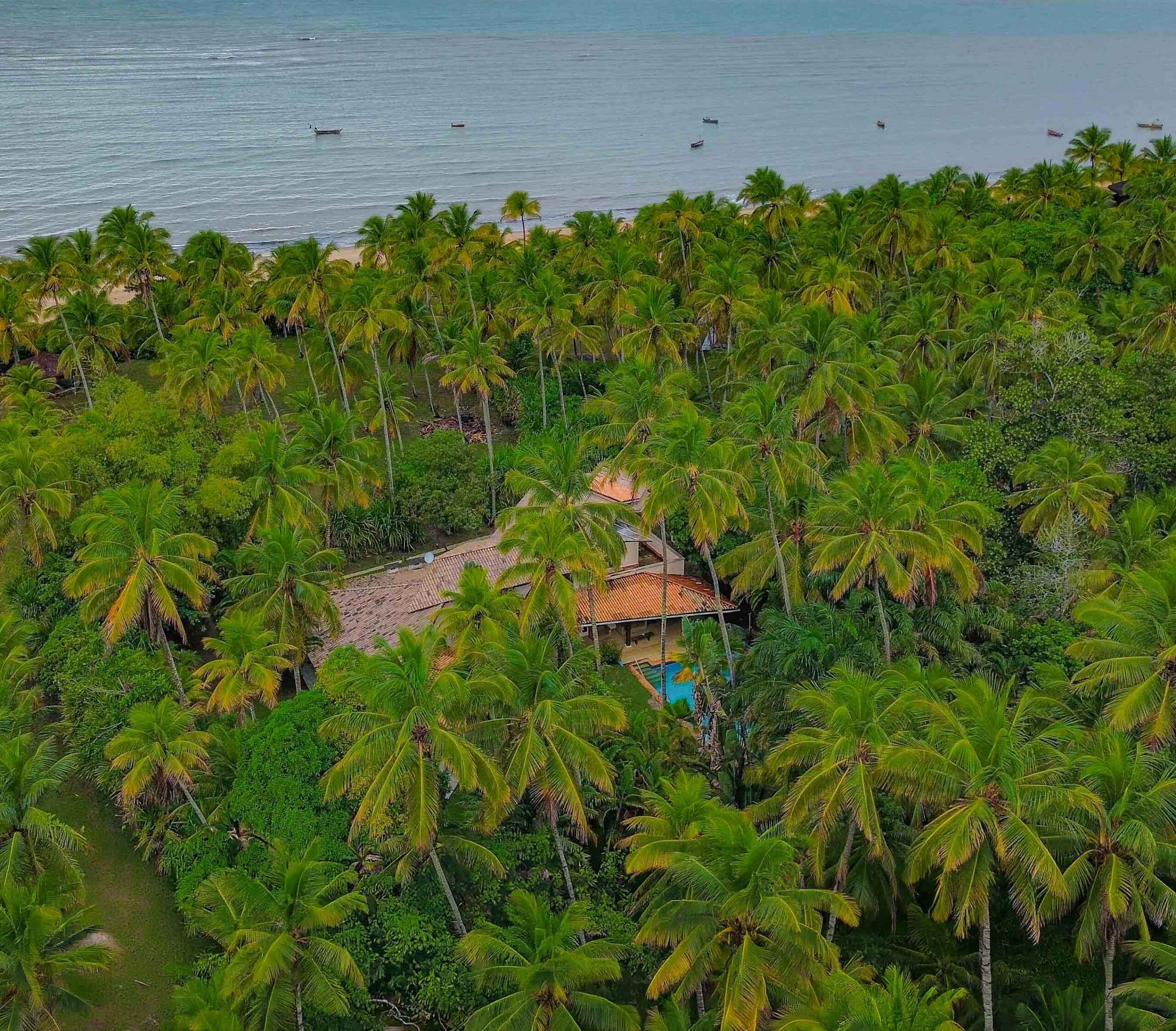 Casa Dominica — beachfront estate at Guaiú in a private condominium